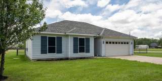 You will love this charming 3 bedroom, 2 bath, move-in ready home! Gallery 1