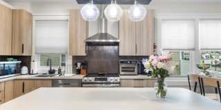 701 East 2nd Gallery 6