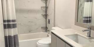 2535 NE 193rd St Gallery 18