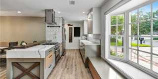 22908 Leonora Drive Gallery 10