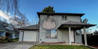 Spacious 3BD Keizer Home with Large Backyard, Private Patio, and Ideal Layout – Available Now! Gallery 1