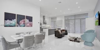 1759 SW 30th Pl Gallery 53