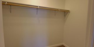 Gorgeous 3 Bedroom Townhome Gallery 17