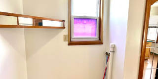 Conveniently Located 1 Bed, 1 Bath Unit - Available 7/1! Gallery 6