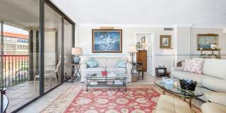 Luxurious Corner Unit with Stunning Floor-to-Ceiling Views! Gallery 4
