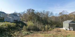 924 East Happy Hollow Drive Gallery 25