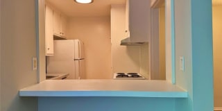 5625 Sumner Gallery 27