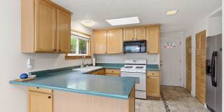 Modern & Cozy Spokane Retreat | Prime Location Near South Hill Gallery 11