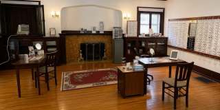 902 W Wayne Street Gallery 4