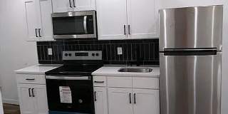 Cozy 2BR Home in Allegheny West Gallery 1