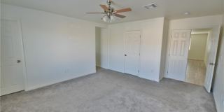 3041 Lake Como Avenue Gallery 25