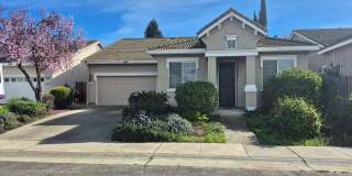 4 Bedroom 2 Bath home in Natomas Gallery 1