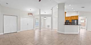 16628 Valencia Boulevard Gallery 6