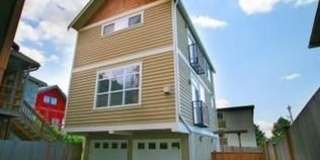 Great Modern Updated light and Bright Townhouse Close to Greenlake! Gallery 1