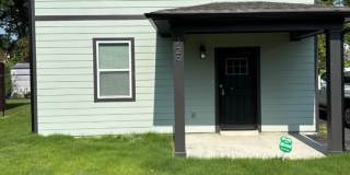 729 N Dunlap St Gallery 1