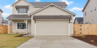 4 bedroom home in desirable neighborhood Gallery 1