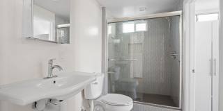 819 S Crestmoore Pl Gallery 31