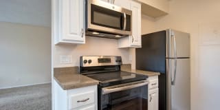 St. Charles Oaks Apartments Gallery 24