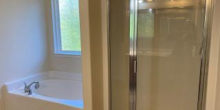 Room in 4 Bedroom Home at Fanning Way Gallery 5