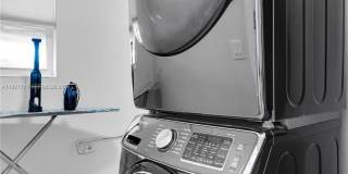 251 SE 8th St Gallery 27