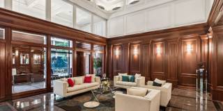 212 W Washington Street Gallery 29
