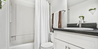 The Club at Town Center Gallery 18