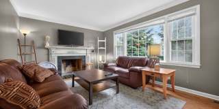 Charming 3BR House in Royal Oak Gallery 1
