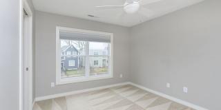 2011 Bellefontaine Street Gallery 13