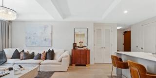 5 Metropolitan Oval Gallery 1