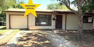 Handyman Special $0 First Month's Rent / “You fix, you SAVE BIG!!” Contact Diane for details: 806 704-3055 ext 2 Gallery 1