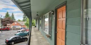 T Street Apartments Gallery 26