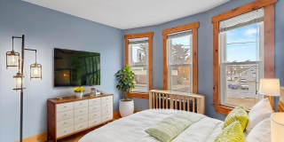 534 BERGEN Street Gallery 10