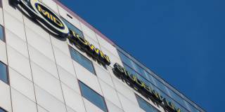 100 Midtown Gallery 6