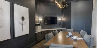 The Everly at Rouzan Gallery 18