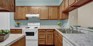 Charming 3BR Townhome in Colorado Springs Gallery 4