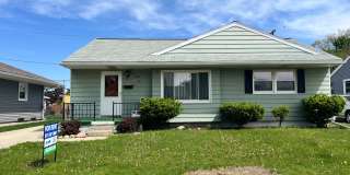 682 Commonwealth Ave. Gallery 1