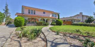 3744 Pine Avenue Gallery 1