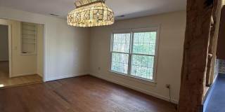 130 SPRINGWOOD Drive unit: Rental Unit Gallery 10