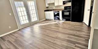 Avalon Cove Townhomes Gallery 53