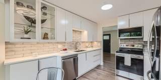 Recently Remodeled 3BD/2BA Home in Unbeatable South Boulder Neighborhood Gallery 9