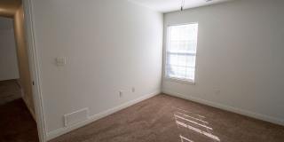 Spacious 4 BDR Duplex Gallery 19