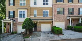 1798 Oakbrook Lane NW Gallery 1