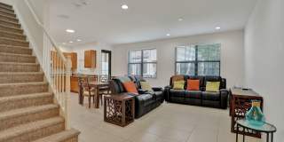 Excellent Townhome at the Terrace in Artesia Gallery 41
