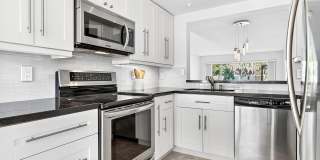 5021 Oak Hill Lane Gallery 1