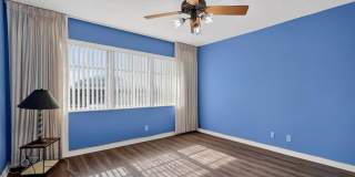 9410 N Hollybrook Lake Drive Gallery 4