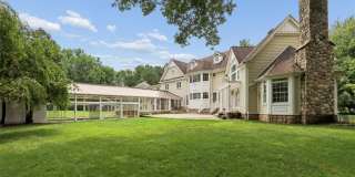 122 Helen Court Gallery 39
