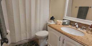 Charming 1 Bedroom / 1 Bathroom Condo – First Floor Unit with Florida Room in a Gated Community. Gallery 10