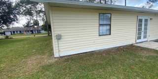 Charming 2-Bedroom, 2-Bath Single Family Home - Fully Renovated -Must See! Gallery 26