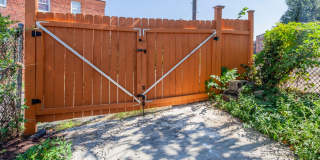 Trinidad Rowhome | 2 Bed | 1 Bath | 800 Sf | Large Fenced-In Front Porch & Fenced-in Backyard | 2 Parking Spaces Gallery 56