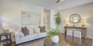 1613 South Mint Street - A Gallery 4